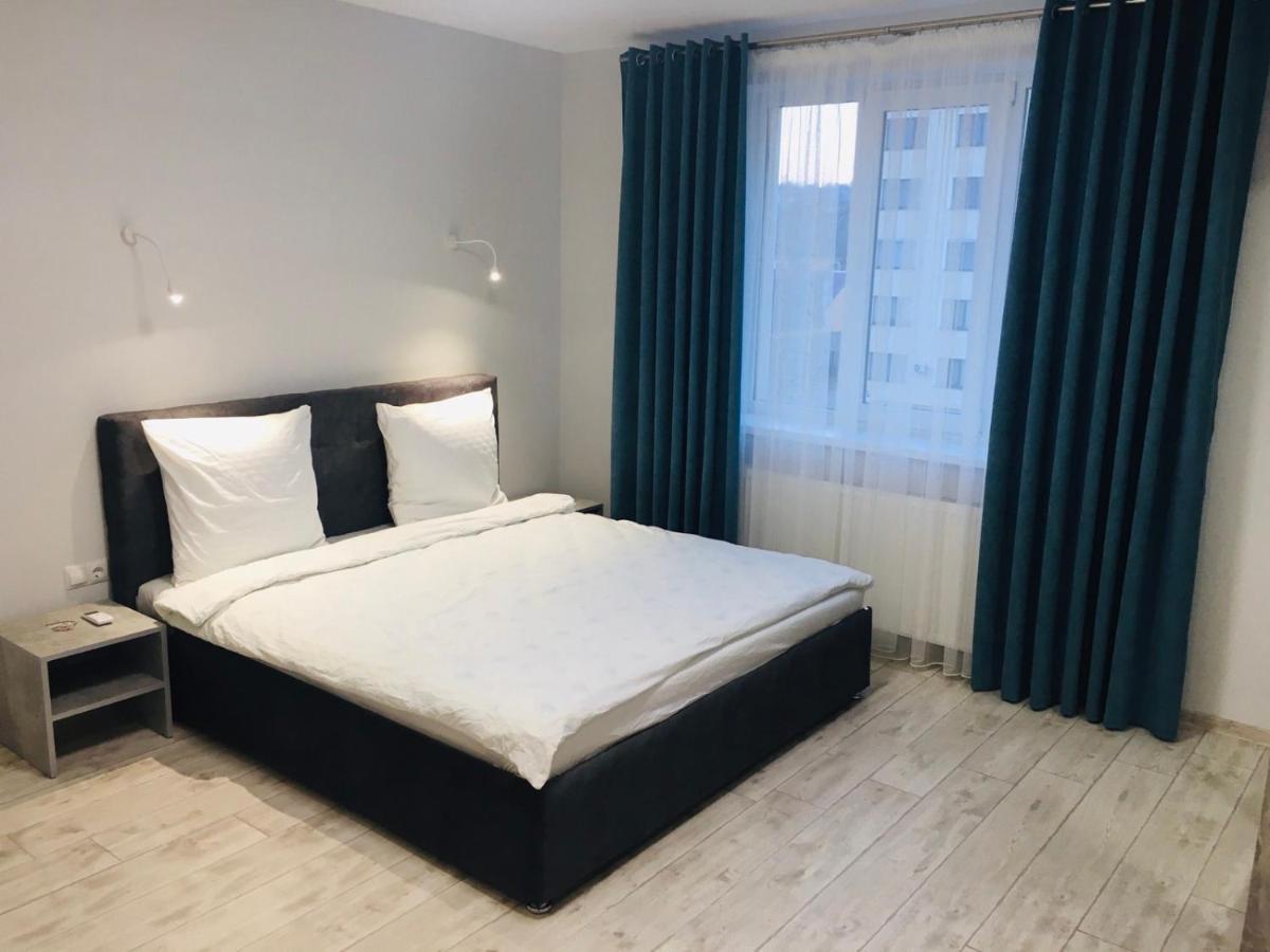 Apartment Edelweiss Uzjhorod Exteriör bild
