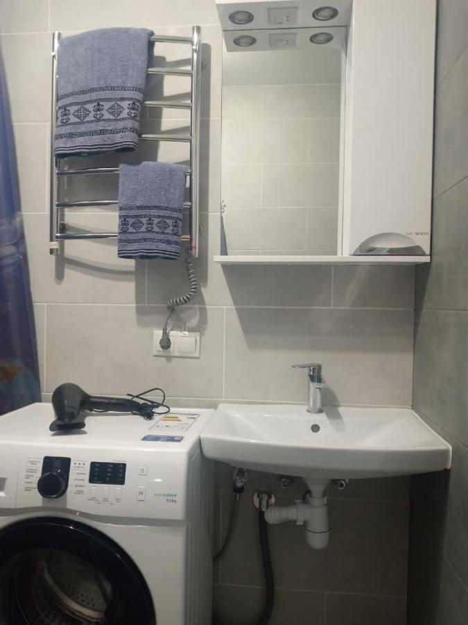 Apartment Edelweiss Uzjhorod Exteriör bild