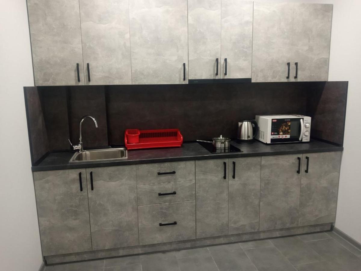 Apartment Edelweiss Uzjhorod Exteriör bild