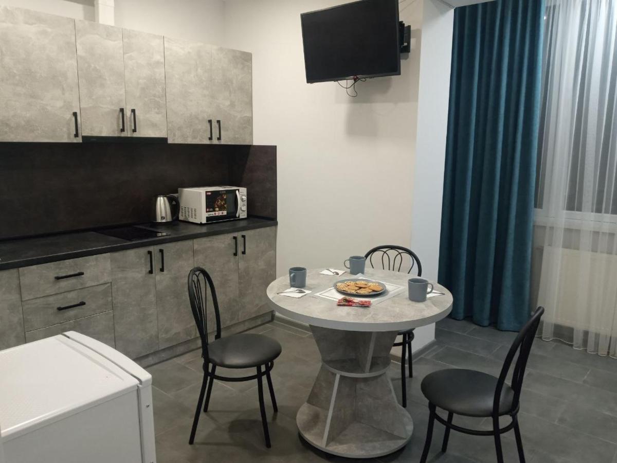 Apartment Edelweiss Uzjhorod Exteriör bild